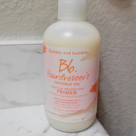 Bumble and Bumble Hairdresser's Invisible Oil Heat/UV Protective Primer Spray NW - Picture 2 of 4